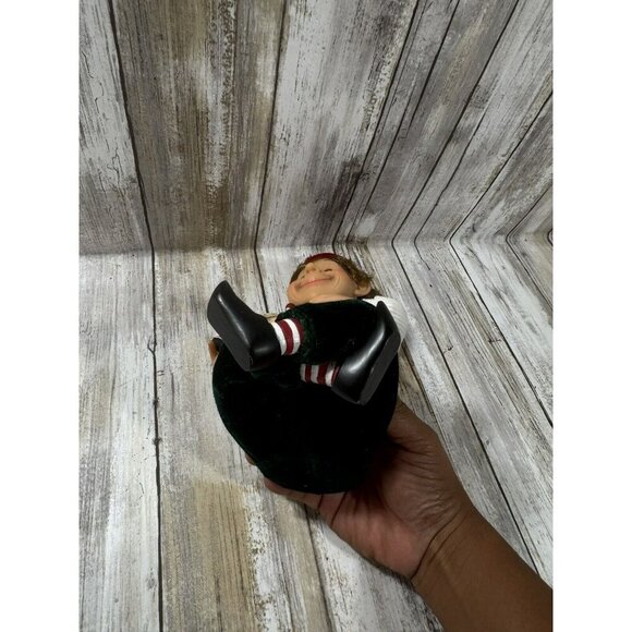 Celebrate It Treasured Darling Toymaker Elf With A Boat Karen Didion Style - Picture 5 of 9